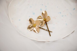 ヘアアクセサリー