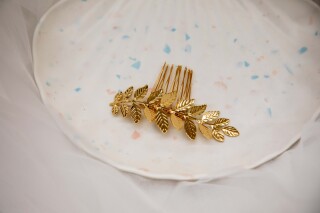 ヘアアクセサリー