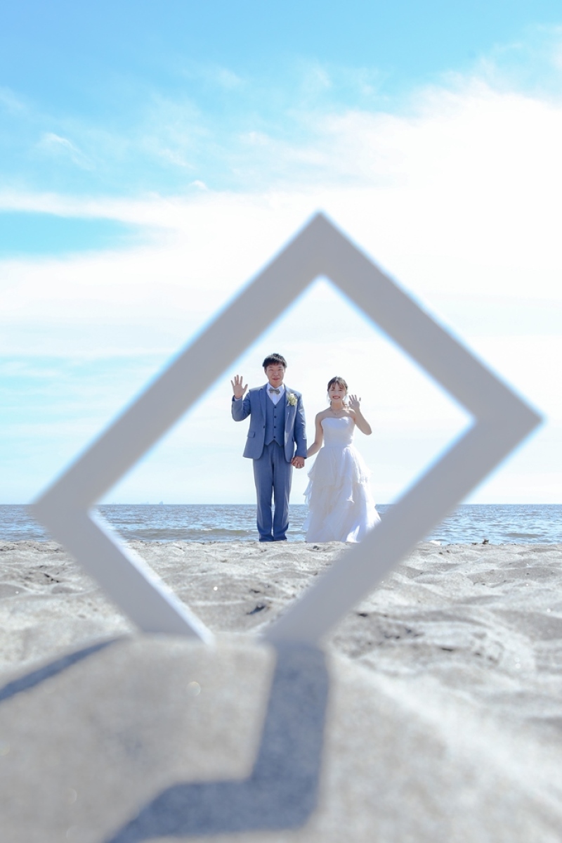 洋装１点プランなら、海・緑・スタジオの3箇所で撮影ができる♥