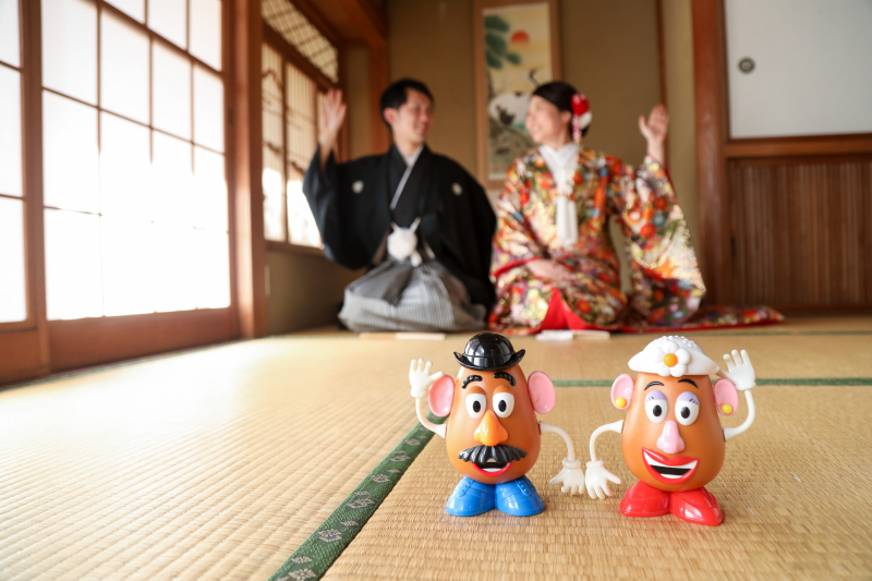 キャラクターと同じポーズ