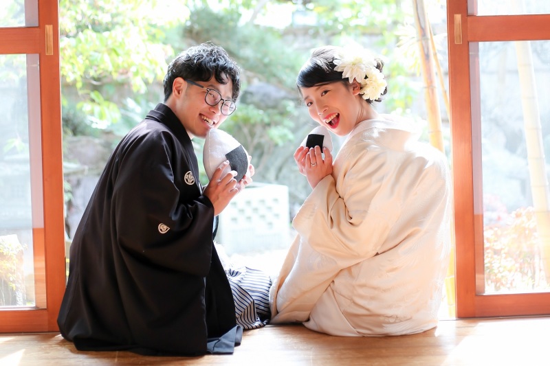 縁側でおにぎり♪