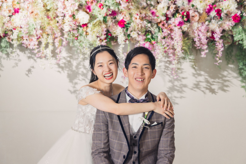 次は洋装でスタジオ撮影！