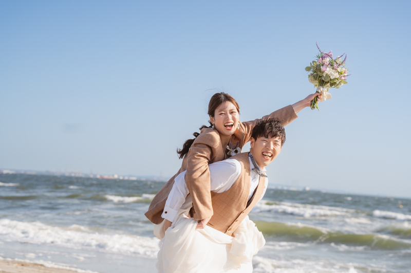 -海岸での撮影スタート！-