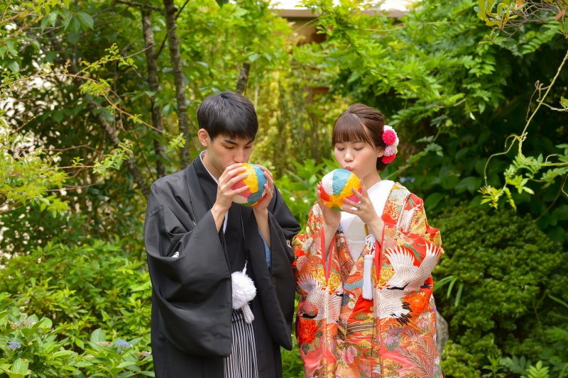 紙風船ならこのポーズ