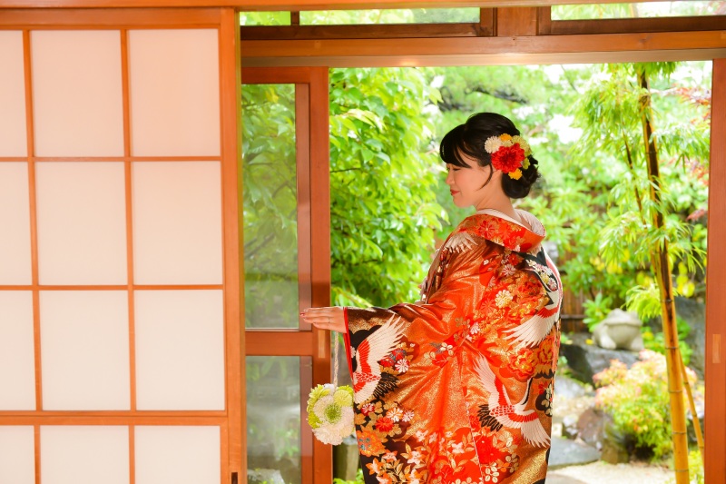 後ろ姿のショットもしっかり撮ってもらいましょう!