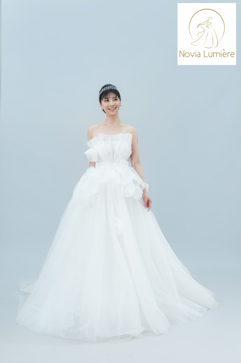 華やかなドレスからシンプルなドレスまで♡