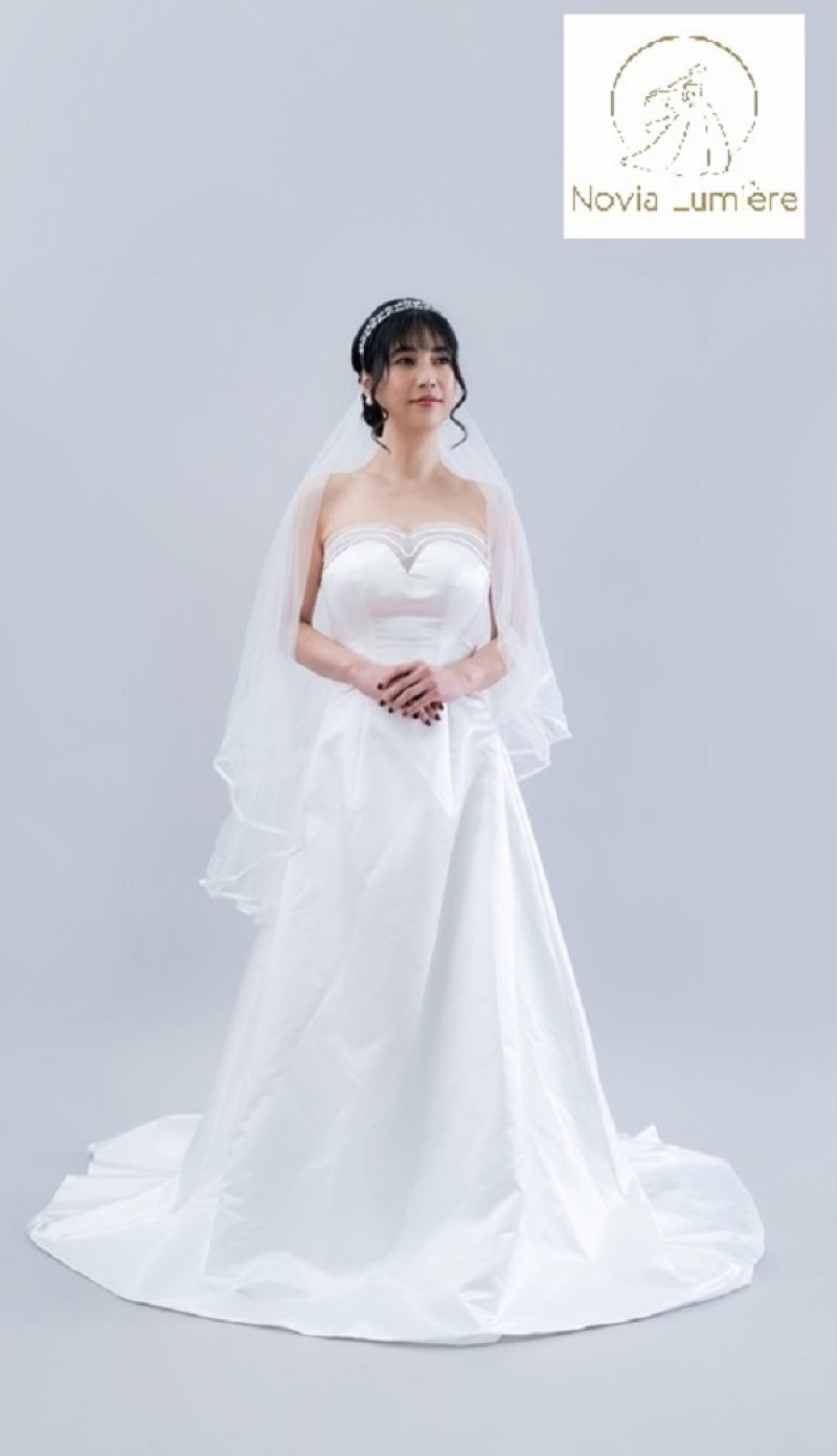 華雅苑 千葉店_インポートドレスの取扱いがある