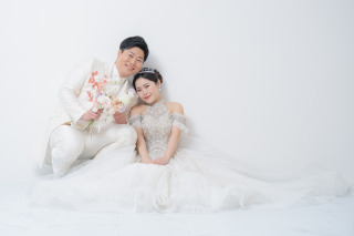 早割！1万円オフ！残りわずか！先着20組限定【6/1～9/30撮影】和洋スタジオ弐点プラン 韓国ドレス豊富！120データ