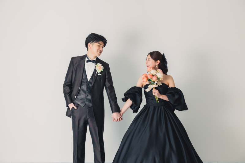早割!3.3万円オフ!先着20組限定!【6/1~9/30撮影】洋装2点プラン チャペルとスタジオ撮影♪ 210データ