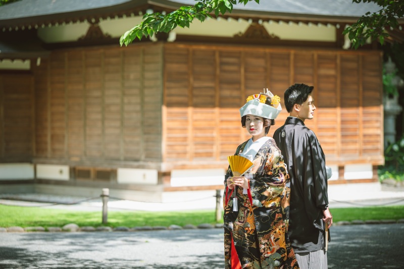 能舞台を背景に撮影