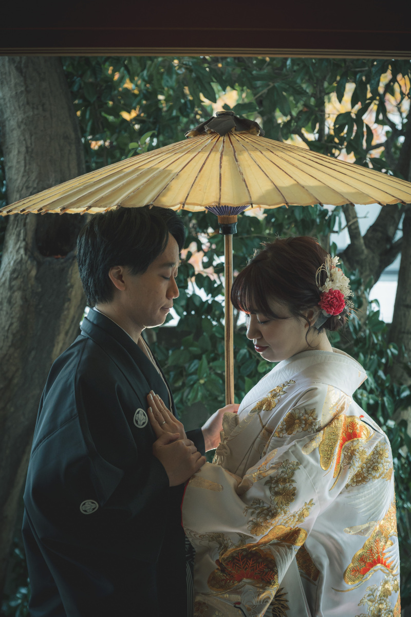 シックな雰囲気の傘フォト