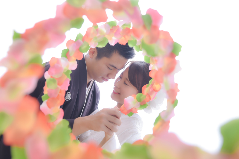 スタジオ撮影は小物を使って色々なバリエーションで撮影していきます(^_-)-☆