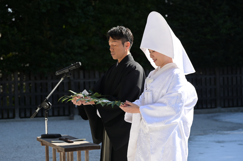 「玉串拝礼(たまぐしはいれい)」