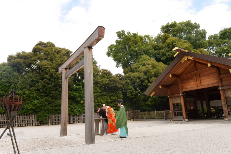 色打掛での『結婚報告参拝』