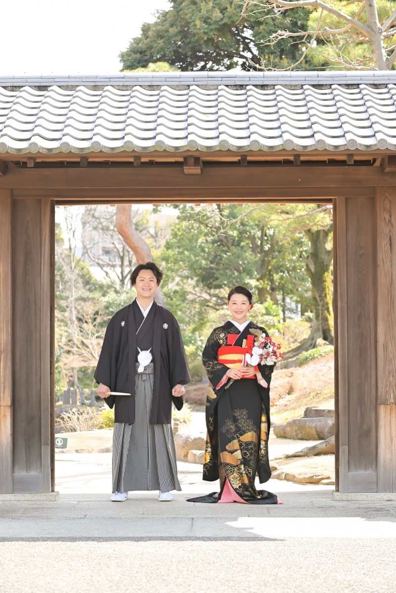 庭園で黒引振袖♬