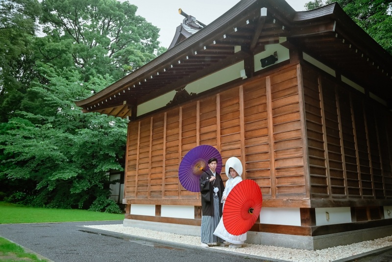神社ではかつらに綿帽子で撮影しました♡