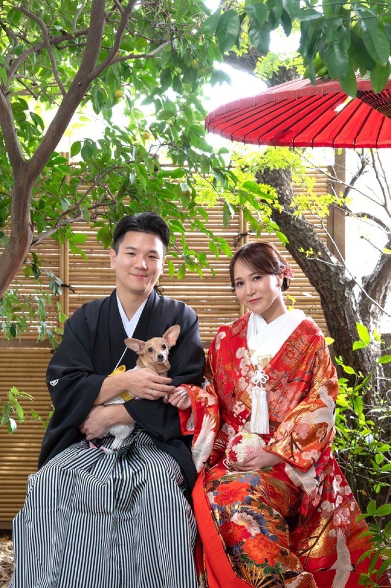 今度はスタジオの庭で撮影です