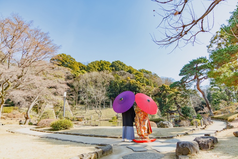 早割先着20組様【12/10~1/31の平日撮影】ウエルカムボード付き♪ 庭園 で撮影 和装1着(衣裳差額なし)・撮影データ付