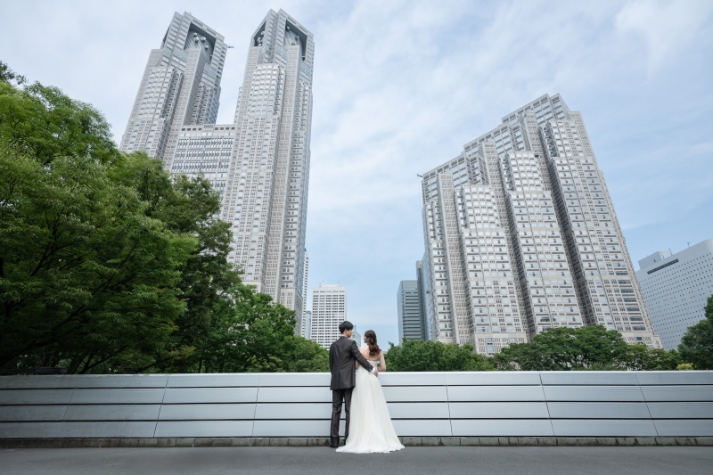 早割先着20組【12/10~1/31平日撮影】ハウススタジオ×新宿中央公園★和洋弐点プラン♪衣裳2着・美容・データ210カット