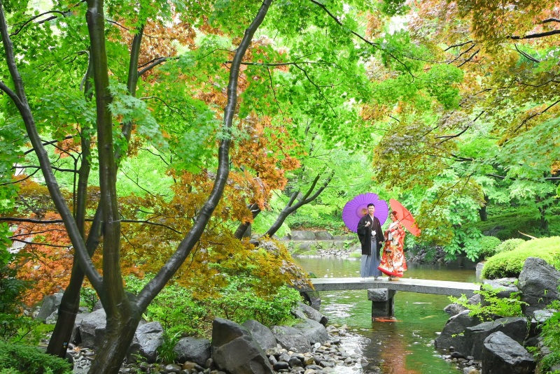 早割20組様限定【10/1~11/25の平日撮影】ウエルカムボード付き 庭園 とスタジオで撮影 衣裳2着(差額無し)・撮影データ