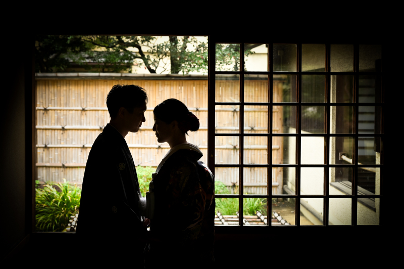 早割先着20組様【10/1~11/25の平日撮影】ウエルカムボード付き♪ 庭園 で撮影 和装1着(衣裳差額なし)・撮影データ付