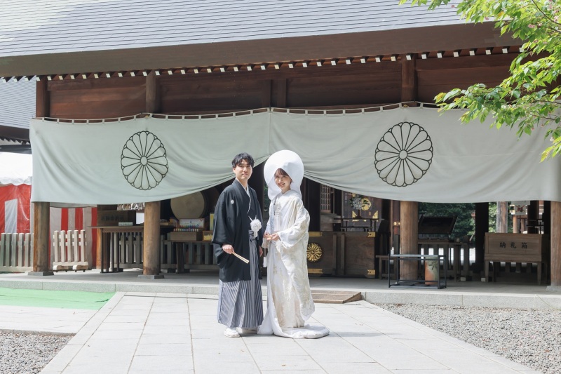 神社挙式プラン⛩　阿佐ヶ谷神明宮の拝殿での神社挙式　衣裳１着ずつ・美容・挙式スナップ撮影データ込み