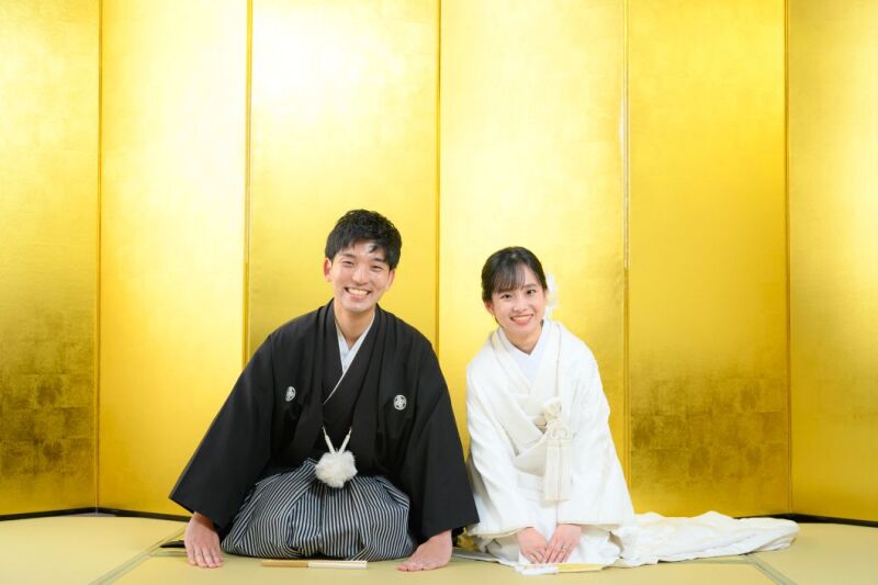 ≪定番の金屏風正座≫