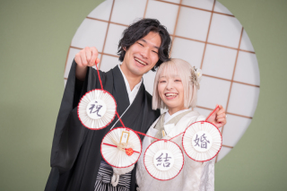 リニューアル！丸窓の背景で♪