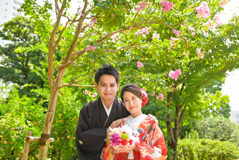 夏の旧安田庭園