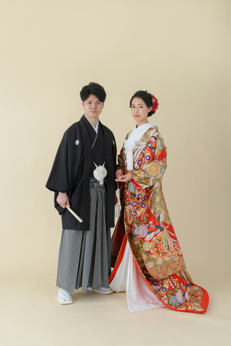 色打掛でカチッと