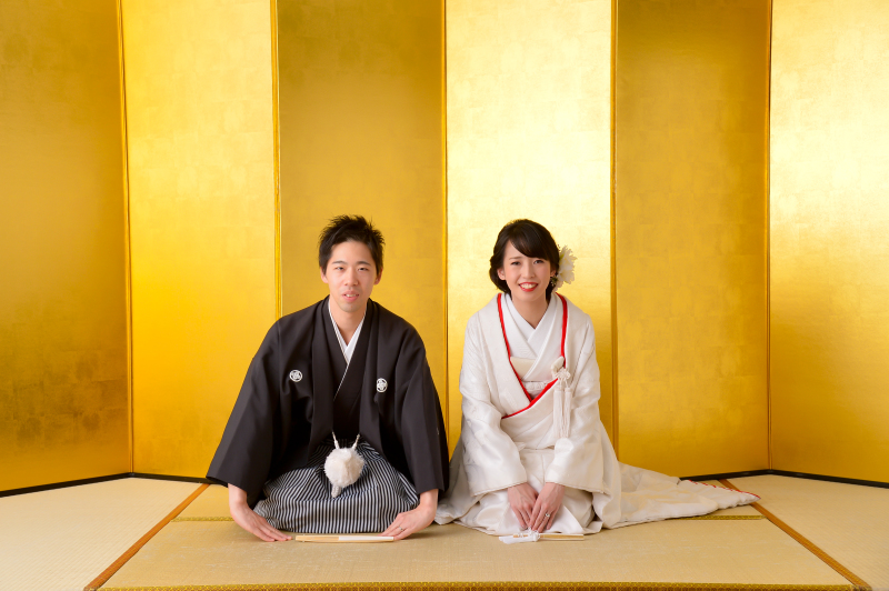 金屏風前のお写真！