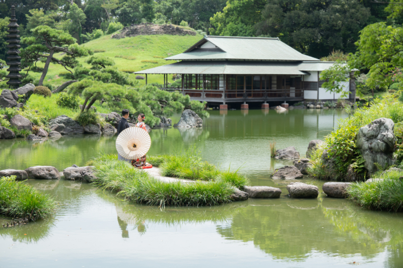 華雅苑　浅草橋本店 _色打掛・着物が豊富
