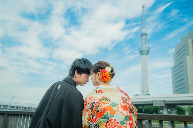 華雅苑　浅草橋本店 _色打掛・着物が豊富