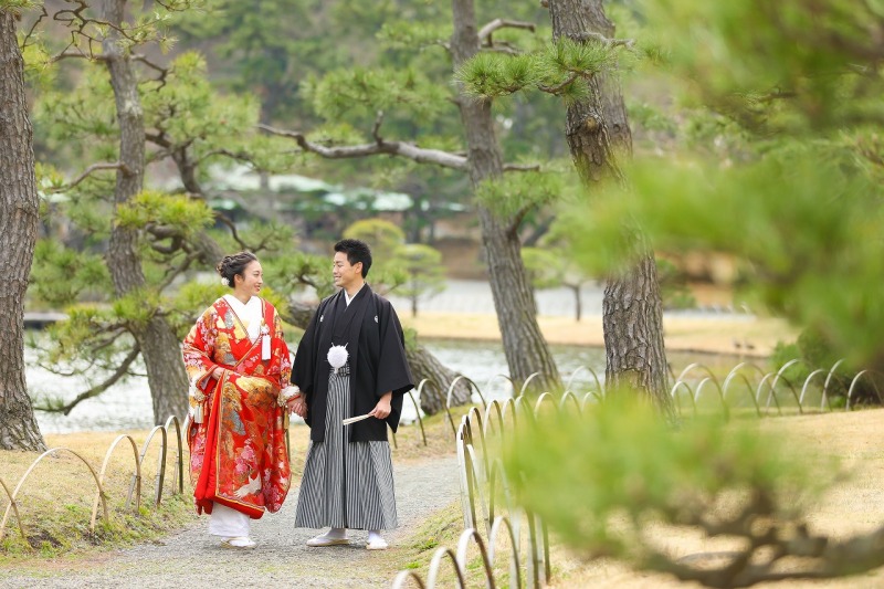 見つめ合いながら