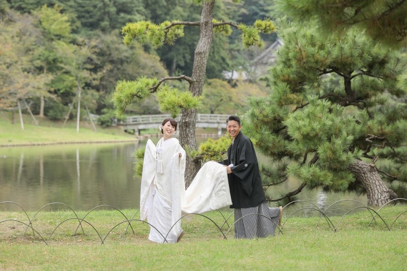 裾を持ち移動する(笑)