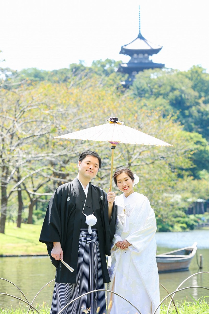 三重塔をバックに♡