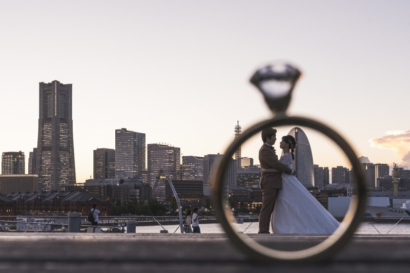 指輪の小物を使って