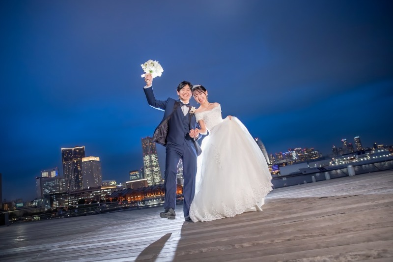 ブーケを持っておちゃらけ!