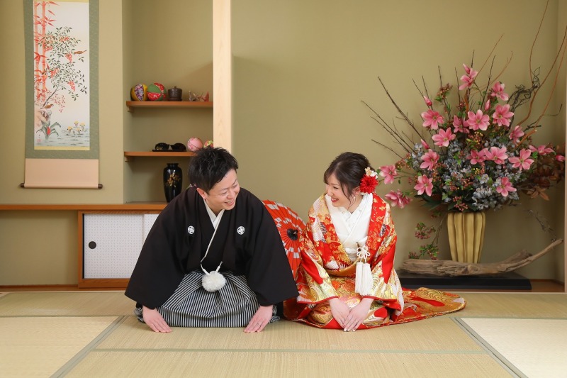 和室であいさつ