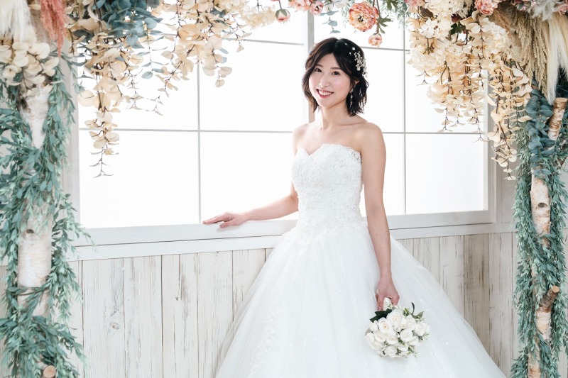 お花の下で幻想的に