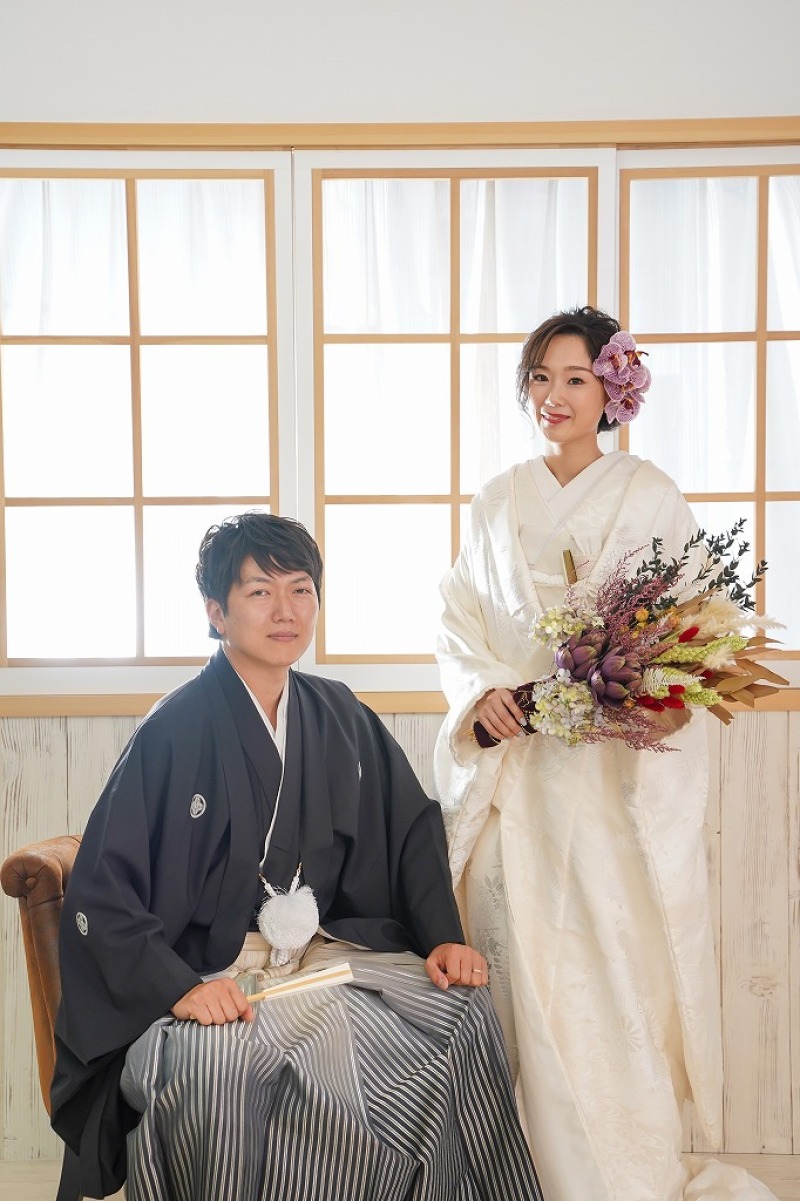 ブーケを片手に