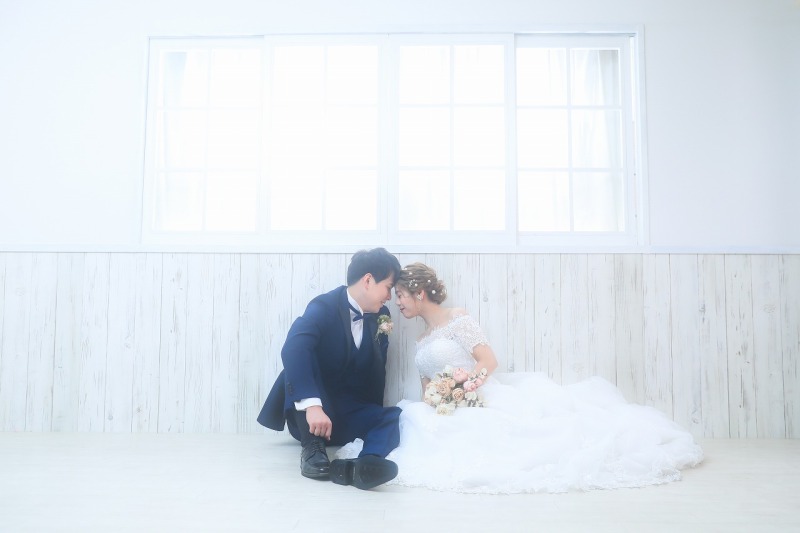 おでこを合わせて