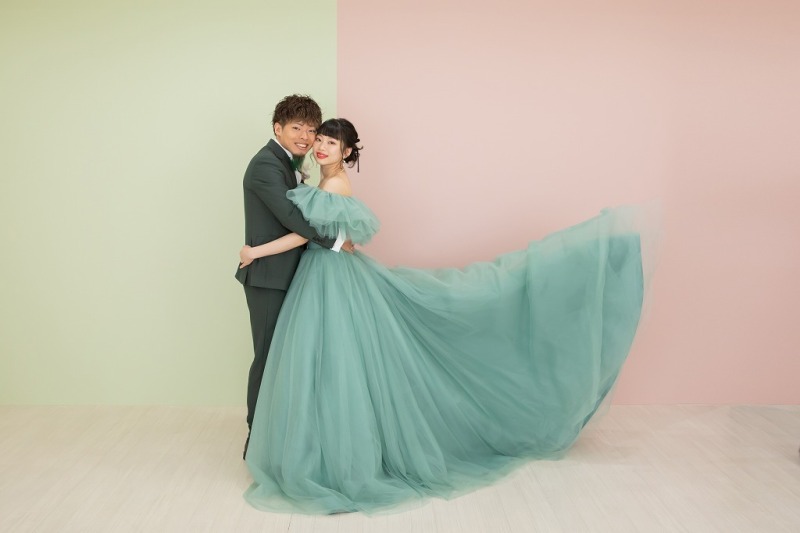 なびくトレーン