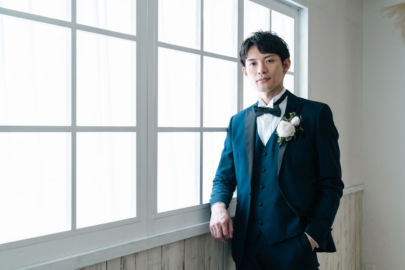 窓際でシックに