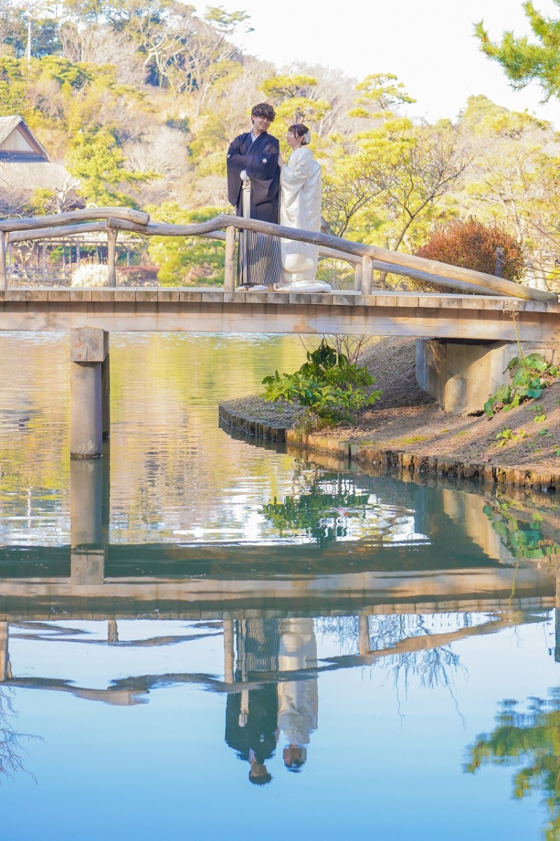 池が鏡の様に・・