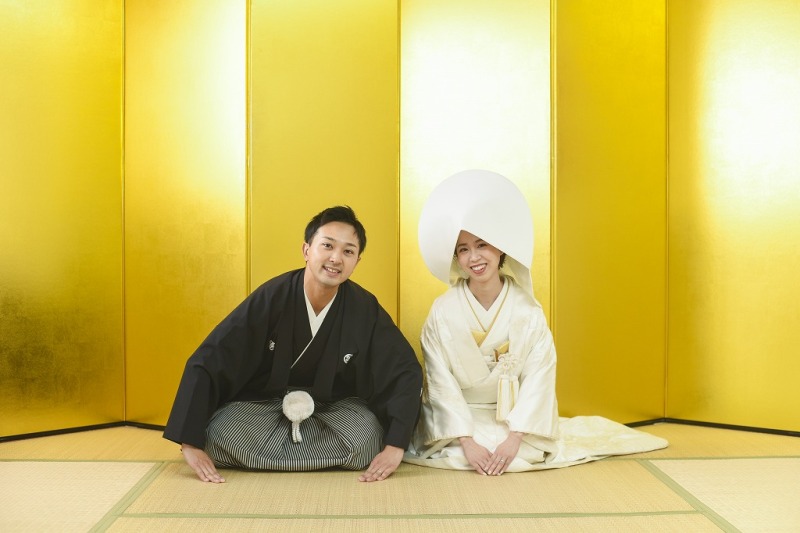 洋髪と綿帽子で