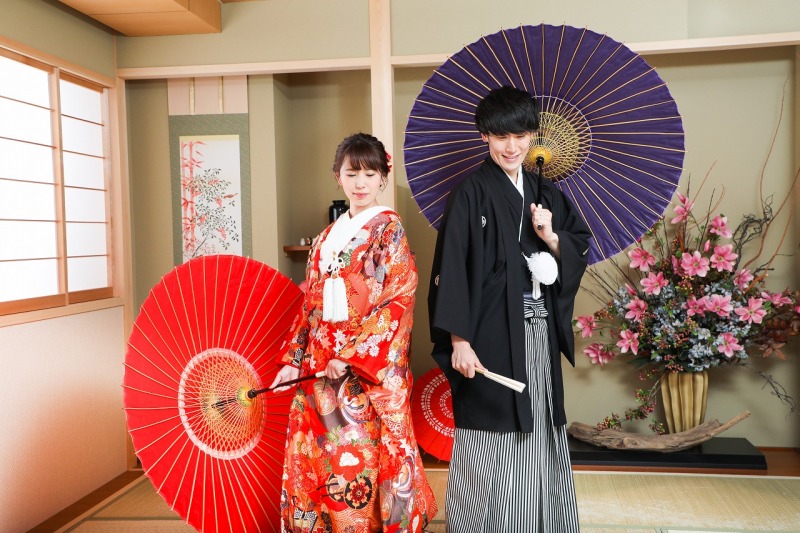 和室で華やかに