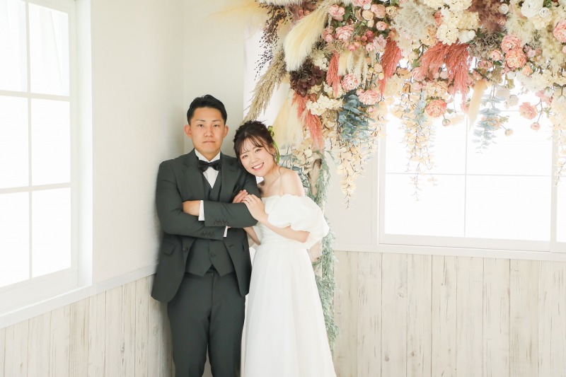 二人寄り添って