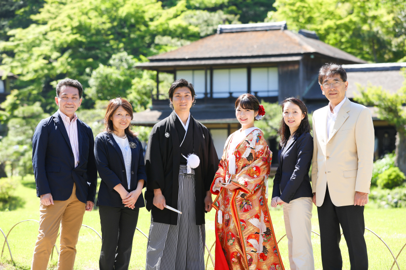 華雅苑 横浜店_両親の衣装がある