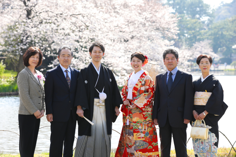 華雅苑 横浜店_両親の衣装がある